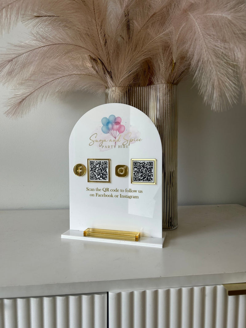 Wall Logo, 2 QR’s and Card Holder Arch - Luxe Decor by Lisa